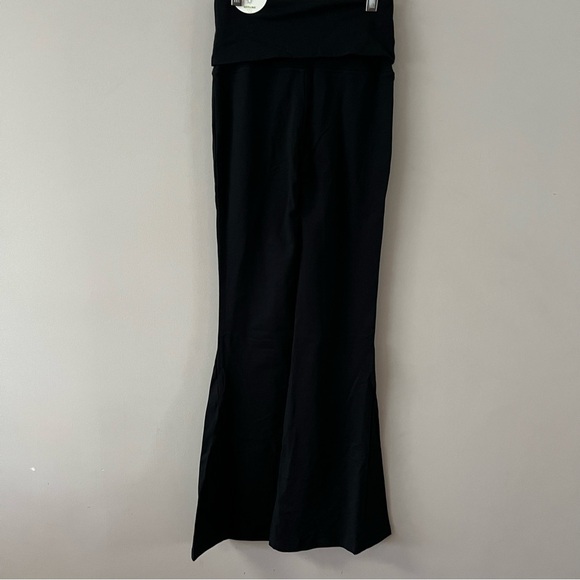 Offline by aerie OG fold over high waisted super flare leggings small black - Picture 5 of 10